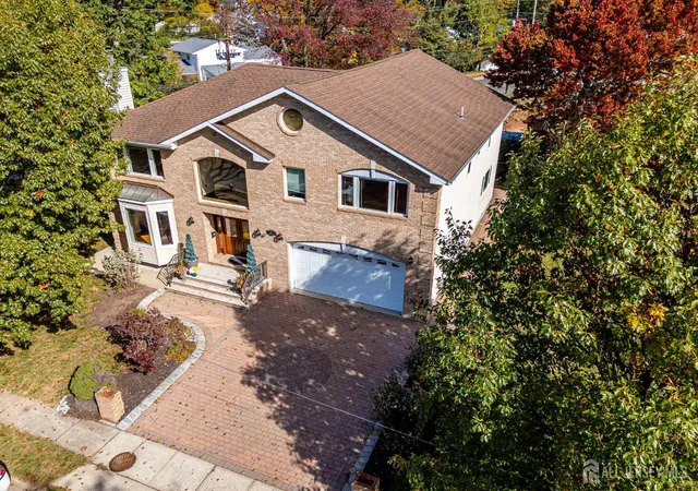 Photo 2 of Single family home for sale at 75 Rieder Rd, Edison, NJ 08817 | MLS# 2706757R | Listing updated on 2026-10-24