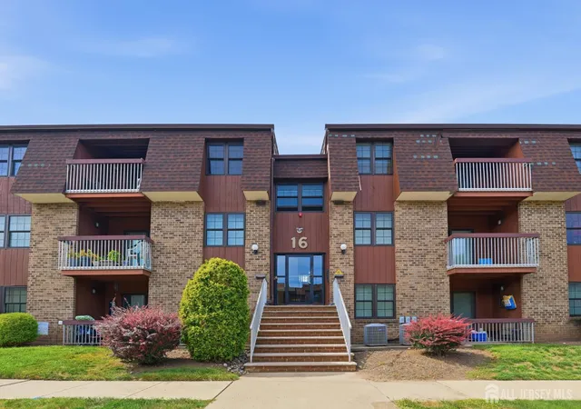Photo 2 of Condo for sale at 191 C Sierra Ct, Woodbridge, NJ 07095 | MLS# 2704203R | Listing updated on 2026-10-05
