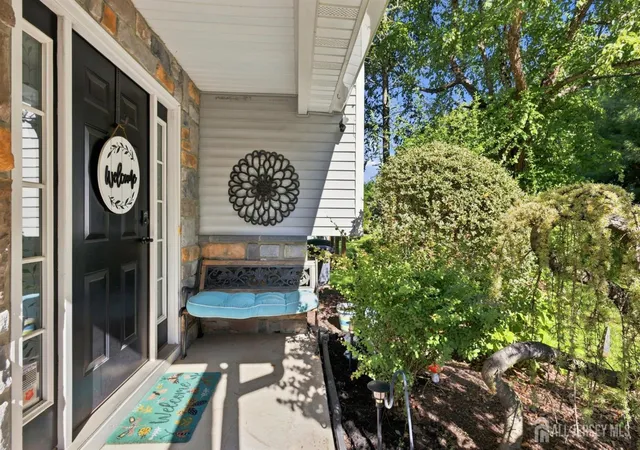 Photo 3 of Condo for sale at 17 Hanna Ln, South Amboy, NJ 08879 | MLS# 2704174R | Listing updated on 2026-09-16