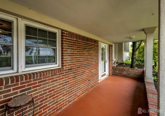 Photo 4 of Single family home for sale at 10 Devonshire Rd, Parlin, NJ 08859 | MLS# 2702104R | Listing updated on 2026-09-11