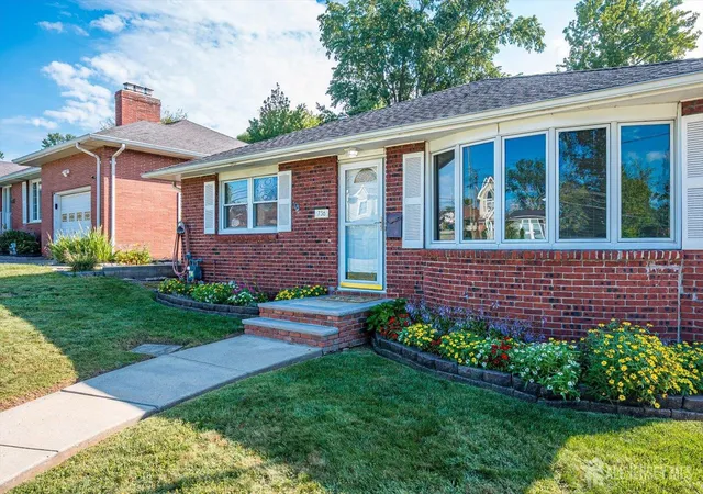 Photo 3 of Single family home for sale at 736 Harrell Ave, Woodbridge, NJ 07095 | MLS# 2704222R | Listing updated on 2026-10-01