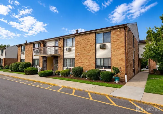 Photo 2 of Single family home for sale at 1226 Cricket Ln, Woodbridge, NJ 07095 | MLS# 2704755R | Listing updated on 2026-10-07