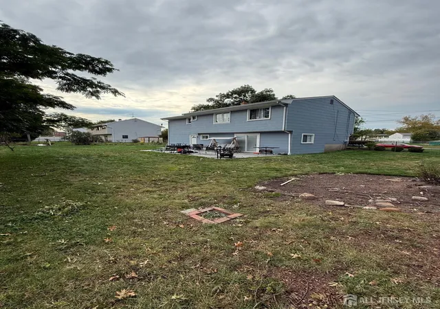 Photo 3 of Single family home for sale at 53 Curtis Ave, Piscataway, NJ 08854 | MLS# 2706527R | Listing updated on 2026-10-19
