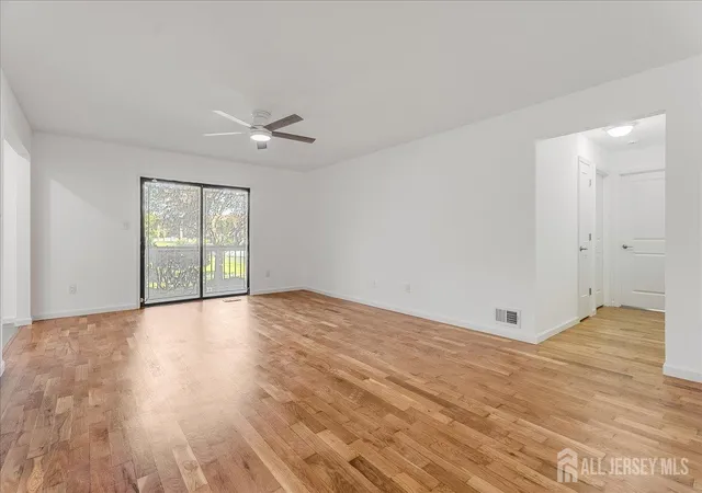 Photo 3 of Condo for sale at 131 Beverly Hl Ter, Woodbridge, NJ 07095 | MLS# 2704283R | Listing updated on 2026-10-01