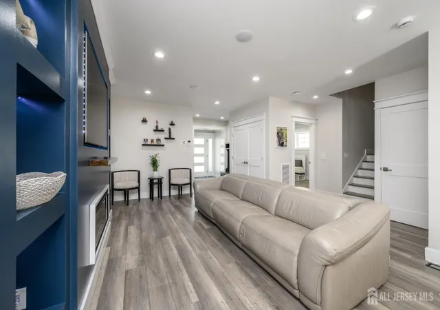 Photo 4 of Single family home for sale at 280 Van Nostrand Ave, Englewood, NJ 07631 | MLS# 2704097R | Listing updated on 2026-09-17