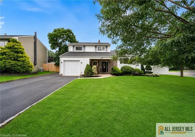 Photo 1 of Single family home for sale at 122 Benart Pl, Middlesex, NJ 08846 | MLS# 2770429M | Listing updated on 2026-09-06