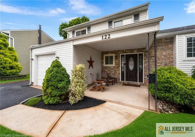 Photo 2 of Single family home for sale at 122 Benart Pl, Middlesex, NJ 08846 | MLS# 2770429M | Listing updated on 2026-09-06