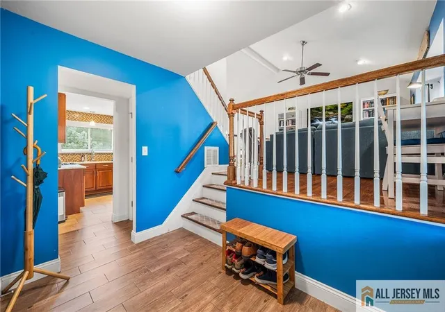 Photo 4 of Single family home for sale at 122 Benart Pl, Middlesex, NJ 08846 | MLS# 2770429M | Listing updated on 2026-09-06