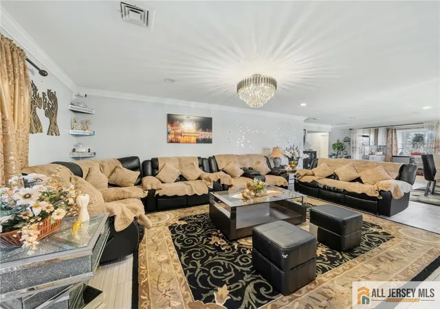 Photo 3 of House for sale at 899 Green St, Iselin, NJ 08830 | MLS# 2770483M | Listing updated on 2026-09-25