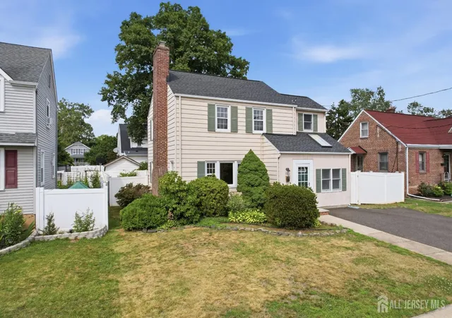Photo 2 of Single family home for sale at 326 Melrose Ave, Middlesex, NJ 08846 | MLS# 2704028R | Listing updated on 2026-09-08