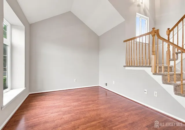 Photo 3 of Single family home for sale at 5 Cherrywood Dr, Piscataway, NJ 08854 | MLS# 2703758R | Listing updated on 2026-09-28
