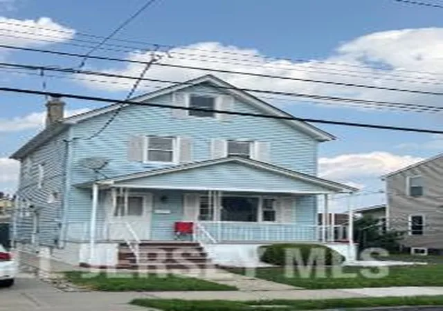 Photo 1 of Single family home for sale at 104 Lincoln Ave, Carteret, NJ 07008 | MLS# 2704109R | Listing updated on 2026-09-28