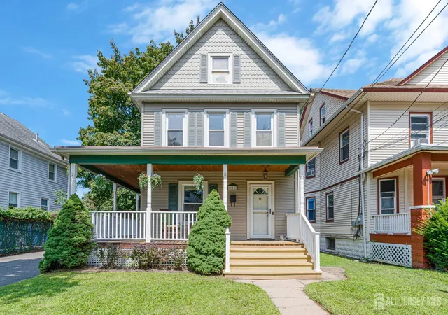 Single family home for sale at 610 Front St, Dunellen, NJ 08812 | MLS# 2703664R