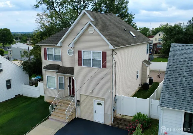 Photo 3 of Single family home for sale at 34 4th Street, Port Reading, NJ 07064 | MLS# 2703680R | Listing updated on 2026-09-29