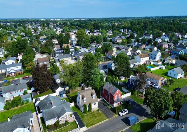 Photo 3 of Single family home for sale at 129 S 20th Avenue, Manville, NJ 08835 | MLS# 2705058R | Listing updated on 2026-09-26