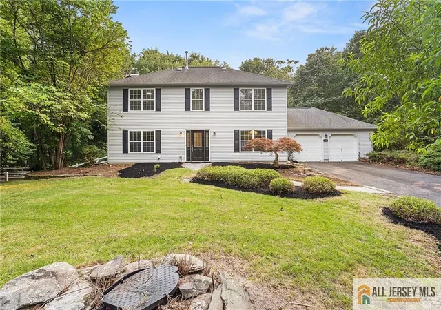 Photo 1 of Single family home for sale at 569 Buttonwood Dr, Jackson, NJ 08527 | MLS# 2770430M | Listing updated on 2026-09-08