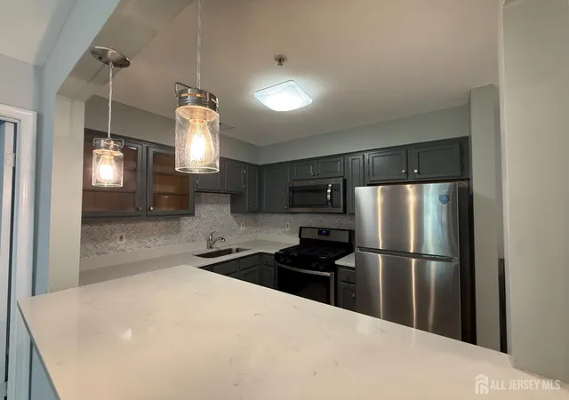 Photo 3 of Condo for sale at 334 Waterford Dr, Edison, NJ 08817 | MLS# 2703907R | Listing updated on 2026-09-23