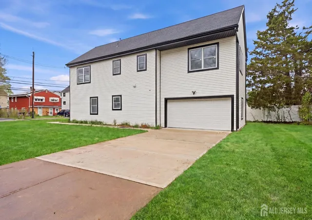 Photo 3 of Single family home for sale at 949 Edwin St, North Brunswick, NJ 08902 | MLS# 2704904R | Listing updated on 2026-09-26
