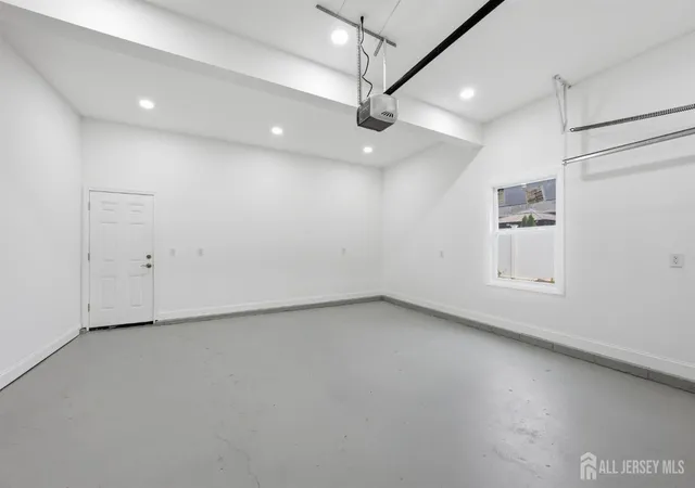 Photo 3 of Single family home for sale at 949 Edwin St, North Brunswick, NJ 08902 | MLS# 2704904R | Listing updated on 2026-09-26