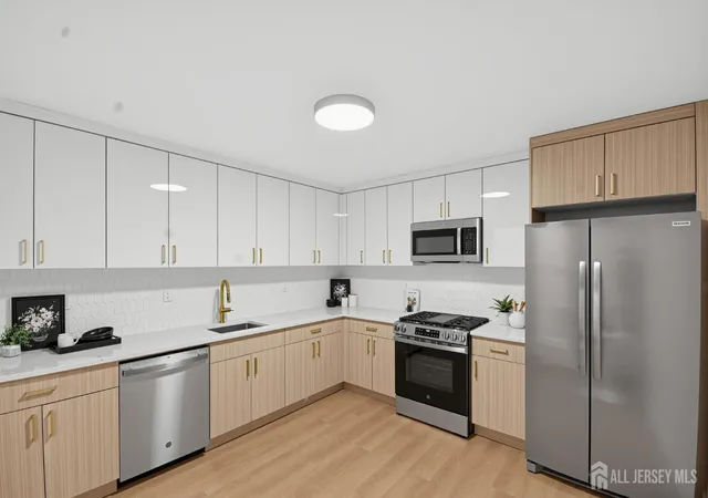 Photo 4 of Condo for sale at 4304 Birchwood Ct, North Brunswick, NJ 08902 | MLS# 2704012R | Listing updated on 2026-09-23