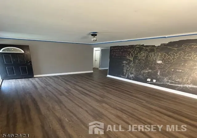 Photo 3 of Single family home for sale at 125 Rock Ln, Middlesex, NJ 08846 | MLS# 2704973R | Listing updated on 2026-09-24