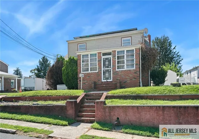 Photo 1 of Multi family home for sale at 35 Lavern St, Sayreville, NJ 08872 | MLS# 2770444M | Listing updated on 2026-09-04