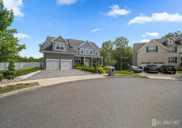 Photo 3 of Single family home for sale at 129 Mccormick Ave S, Old Bridge, NJ 08857 | MLS# 2704067R | Listing updated on 2026-09-09