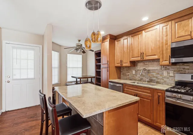 Photo 3 of Townhouse for sale at 171 Salem Rd, North Brunswick, NJ 08902 | MLS# 2705025R | Listing updated on 2026-09-25