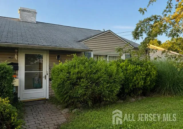 Photo 1 of Single family home for sale at 5 Fitch Rd, Edison, NJ 08817 | MLS# 2704189R | Listing updated on 2026-09-14