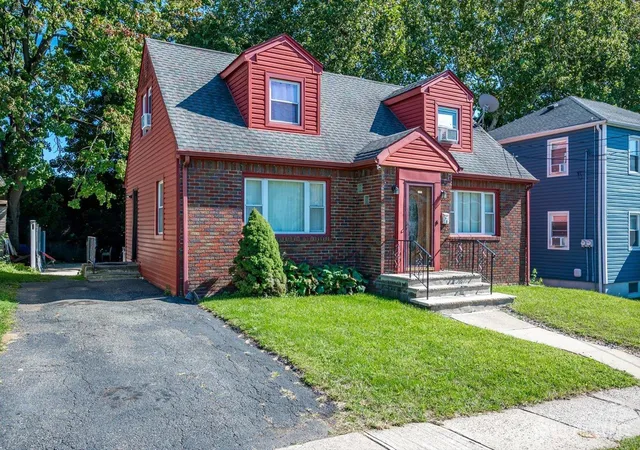 Photo 1 of Single family home for sale at 18 Union Pl, Irvington, NJ 07111 | MLS# 2704603R | Listing updated on 2026-09-21