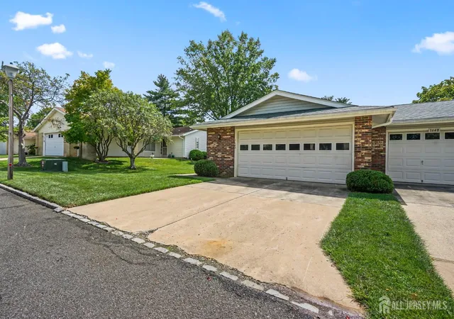 Photo 2 of Condo for sale at 164 Kalmia Plz #164A, Monroe Township, NJ 08831 | MLS# 2703759R | Listing updated on 2026-09-22