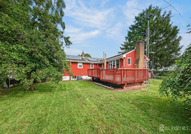 Photo 4 of Single family home for sale at 87 Lafayette St, Piscataway, NJ 08854 | MLS# 2706827R | Listing updated on 2026-10-24