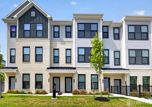 Townhouse for sale at 1103 Greenwich Dr, West Windsor, NJ 08550 | MLS# 2704571R