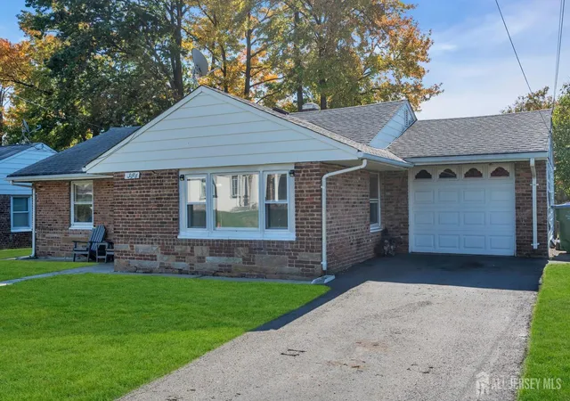 Photo 3 of Single family home for sale at 50 Gurley Rd, Edison, NJ 08817 | MLS# 2707017R | Listing updated on 2026-10-29
