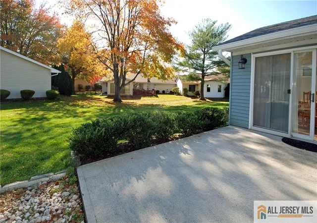 Photo 4 of Condo for sale at 745 Marlton Rd #B, Monroe, NJ 08831 | MLS# 2770843M | Listing updated on 2026-10-29