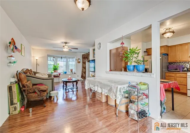 Photo 3 of Condo for sale at 2704 Cricket Cir #2704, Edison, NJ 08820 | MLS# 2770580M | Listing updated on 2026-09-24