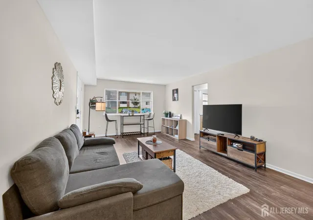 Photo 4 of Condo for sale at 207 Mandon Ct, Princeton, NJ 08540 | MLS# 2704597R | Listing updated on 2026-09-18