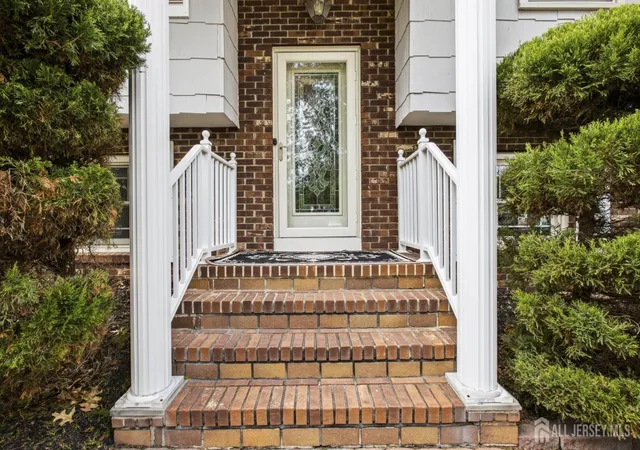 Photo 3 of Single family home for sale at 320 Grandview Ave, Piscataway, NJ 08854 | MLS# 2704411R | Listing updated on 2026-09-23