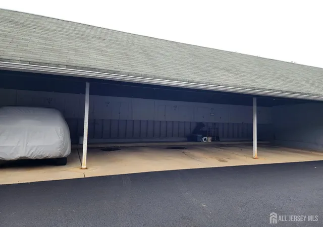 Photo 13 of Condo for sale at 612-a Winchester Ln, Monroe Township, NJ 08831 | MLS# 2704285R | Listing updated on 2026-09-22