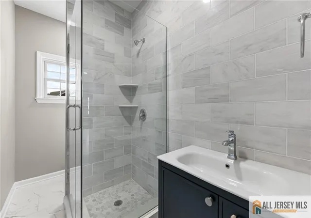 Photo 4 of Single family home for sale at 32 West St, Bordentown City, NJ 08505 | MLS# 2770827M | Listing updated on 2026-10-26