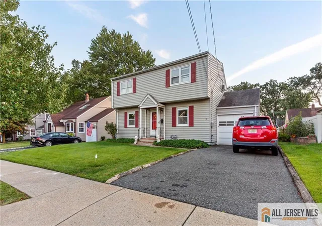 Photo 3 of Single family home for sale at 73 Birchwood Ter, Clifton, NJ 07012 | MLS# 2770485M | Listing updated on 2026-09-19