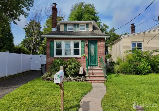 Photo 1 of Single family home for sale at 1142 Woodmere Dr, Keyport, NJ 07735 | MLS# 2704653R | Listing updated on 2026-09-17