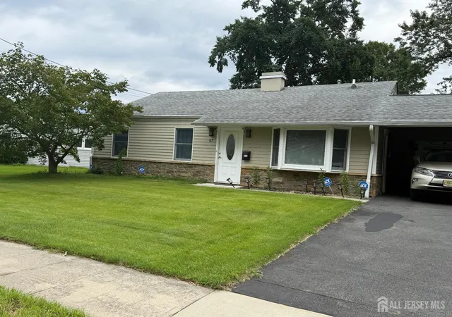 Photo 1 of Single family home for sale at 67 Winthrop Rd, Edison, NJ 08817 | MLS# 2703613R | Listing updated on 2026-09-24