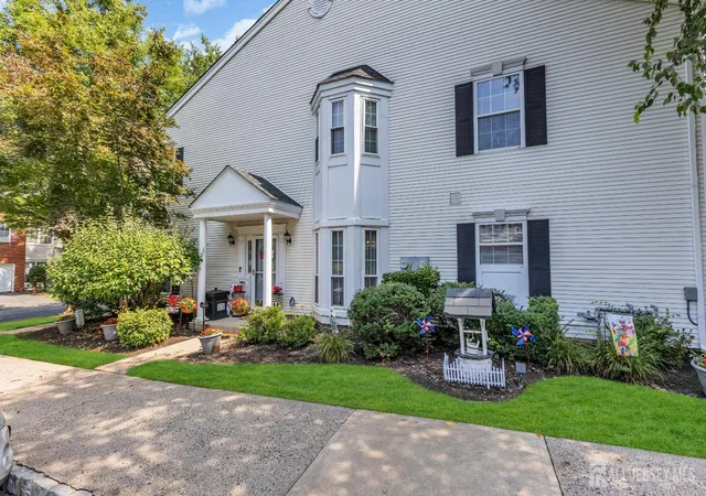 Townhouse for sale at 401 Harvest Ln, Monmouth Junction, NJ 08852 | MLS# 2704253R