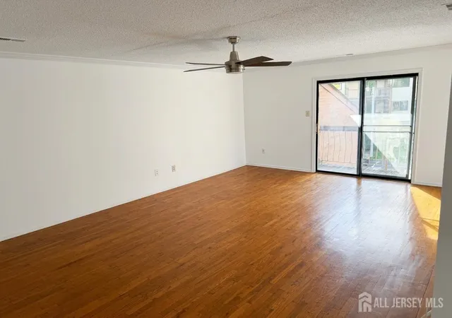 Photo 4 of Townhouse for sale at 107 Edison Glen Ter, Edison, NJ 08837 | MLS# 2706814R | Listing updated on 2026-10-25