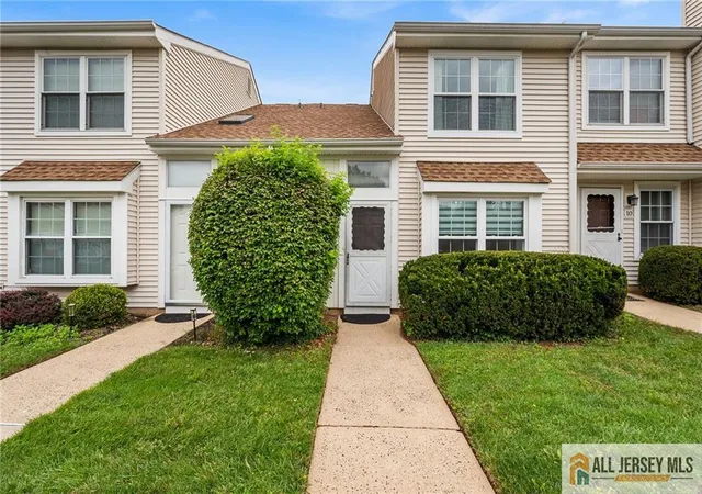 Townhouse for sale at 11 Canterbury Cir, Somerset, NJ 08873 | MLS# 2770434M
