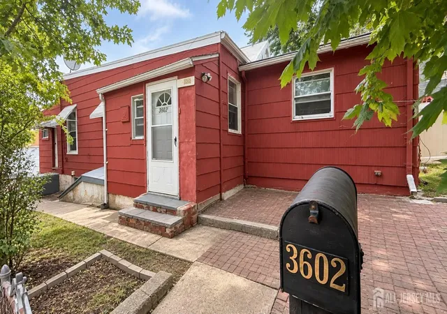 Photo 2 of Single family home for sale at 3602 Liberty Ave, North Bergen, NJ 07047 | MLS# 2704840R | Listing updated on 2026-09-20