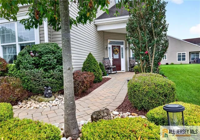 Photo 3 of Single family home for sale at 254 Diamond Spring Dr, Monroe Township, NJ 08831 | MLS# 2770415M | Listing updated on 2026-09-03