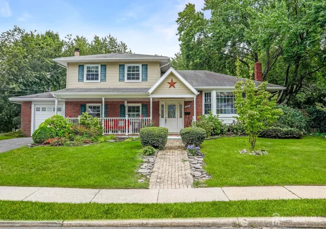 Photo 1 of Single family home for sale at 35 Westbrook Rd, Howell, NJ 07731 | MLS# 2703871R | Listing updated on 2026-09-13