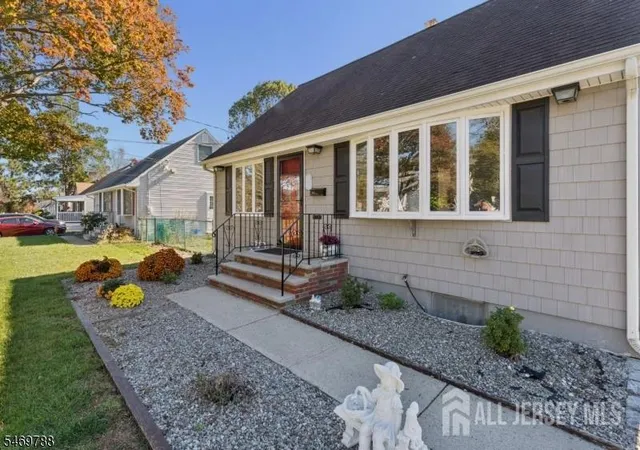 Photo 1 of Single family home for sale at 147 Robert Pl, South Plainfield, NJ 07080 | MLS# 2706812R | Listing updated on 2026-10-27